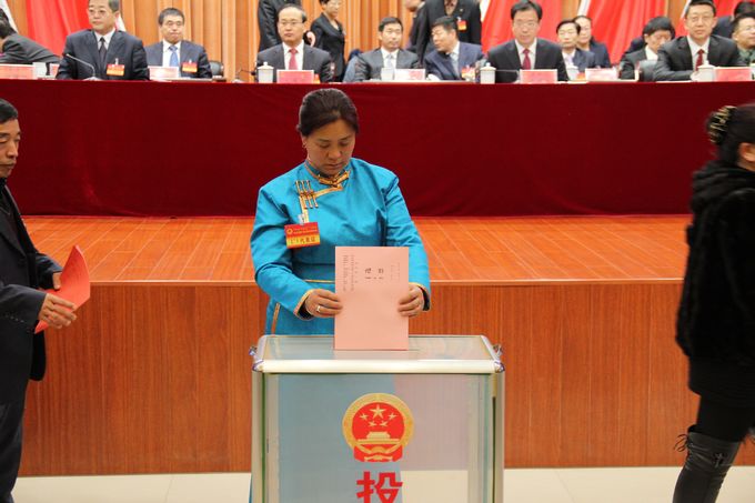 ��ѡ�������������������˴�ί��ίԱ