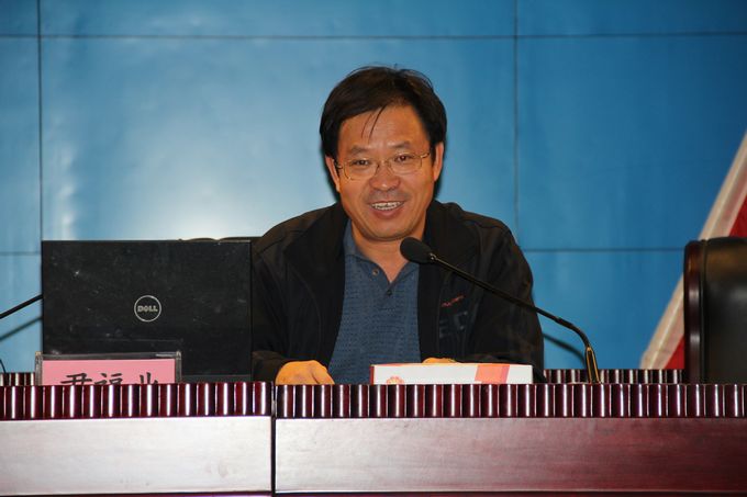 ���˴�ί��ٰ��˴������ѵ��