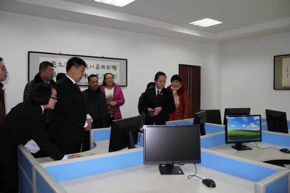 ���˴�ί�ᷨ�ƴ���רҵС��ι۷�Ժ��Ϣ������ƽ̨��ϵͳʹ�����