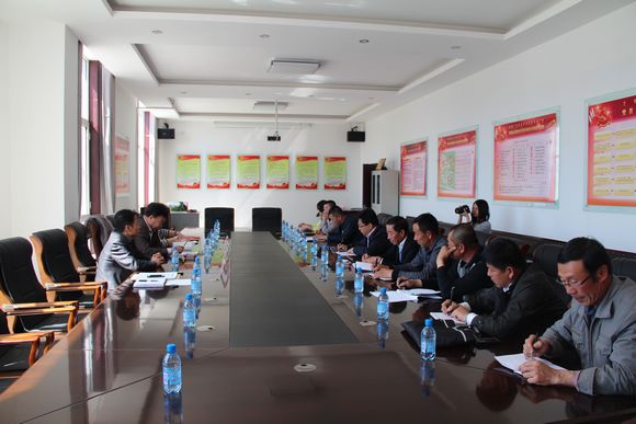 ���˴�ί����������ٿ����������̸��