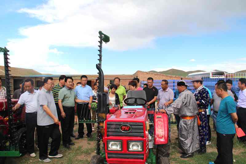 ���˴�ί��ٰ�2015��ڶ��ڴ�����ѵ��