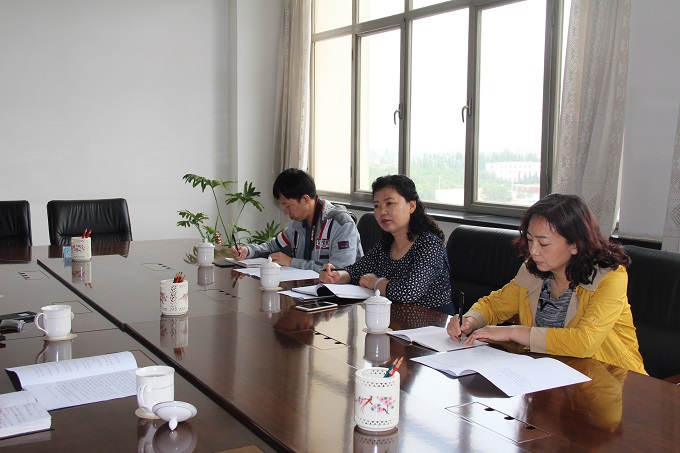 �������˴�ί��һ����������ר��ѯ�ʹ�������ѧϰ����