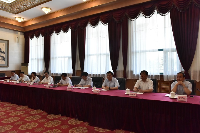 �������˴��������ٿ��᳹��ʵ�ڵ�����2015��24�š�18���ļ���������̸��