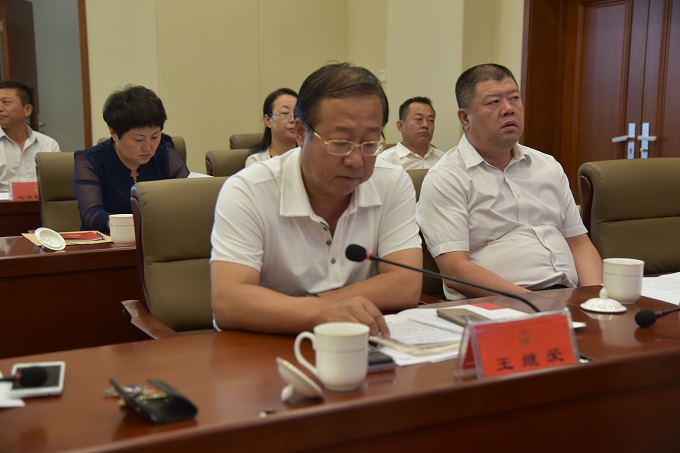 区人大召开十六届人大常委会第三十一次会议