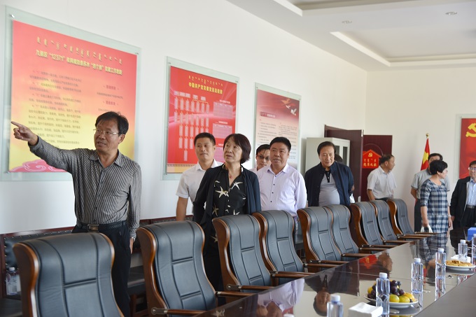 ȫ���˴��ص㹤����Ħ�ƽ���λ���Ա�������ι�