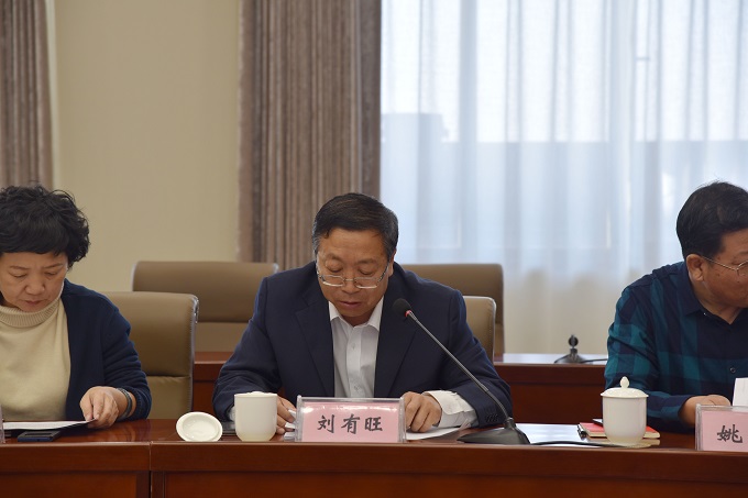 呼和浩特市回民区人大来我区学习考察