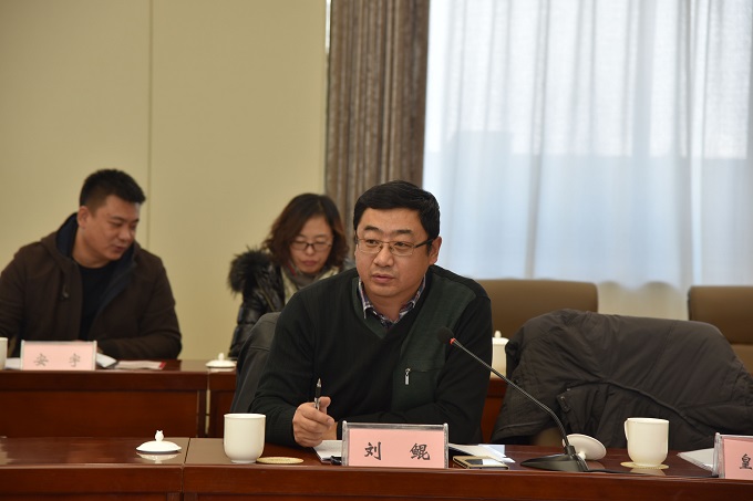 呼和浩特市回民区人大来我区学习考察