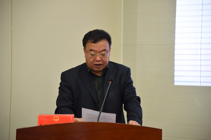 区人大召开十六届人大常委会第三十四次会议