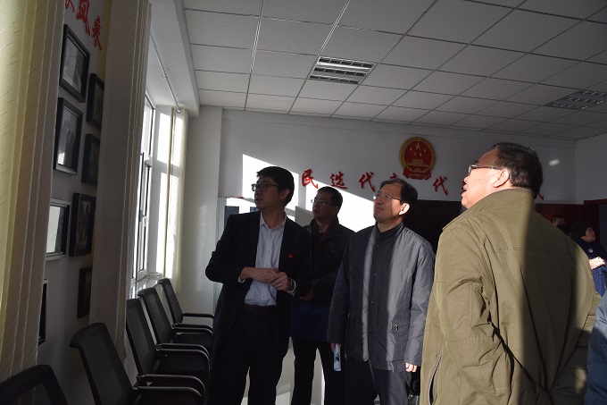 区人大常委会对全区“人大代表之家”建设及活动开展情况进行实地观摩