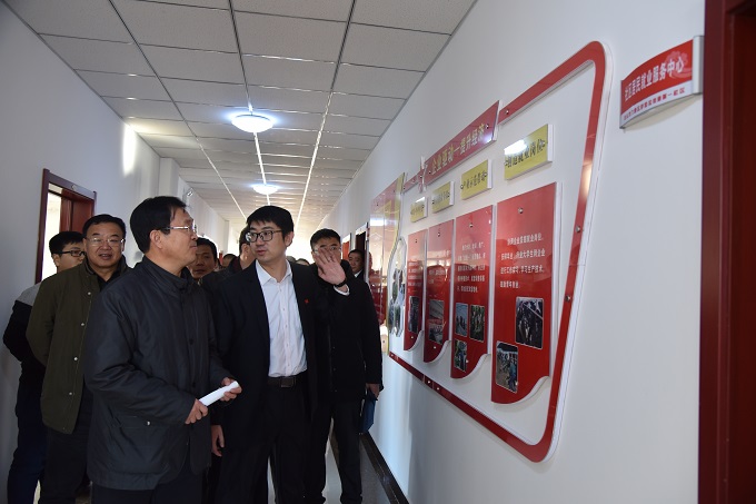 区人大常委会对全区“人大代表之家”建设及活动开展情况进行实地观摩