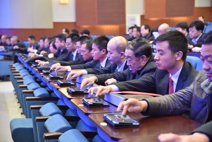 ��ʮ�����˴���λ����ٿ�Ԥ������͡����ᡱ�еĵ�Ա����