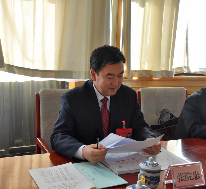 ���ľ��� ��ץʵ�� ��ı��ͷ�·�չ