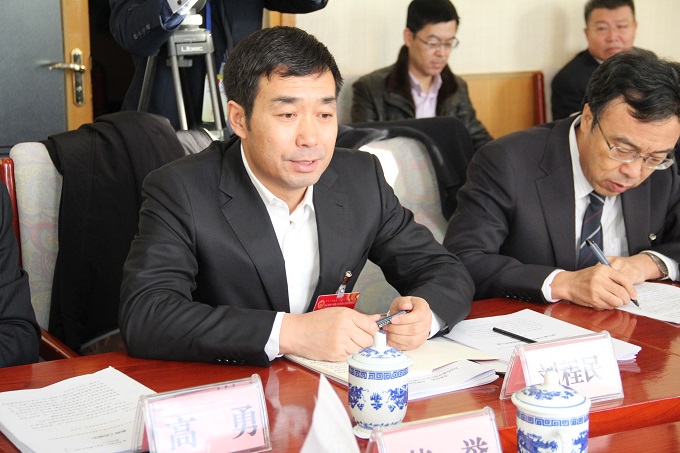 ���ľ��� ��ץʵ�� ��ı��ͷ�·�չ