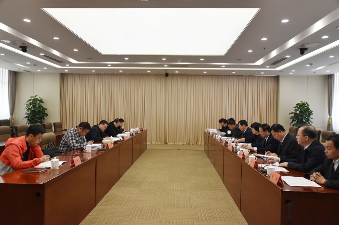 ���˴�ί���������������������