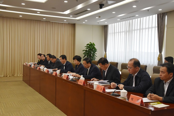 ���˴�ί���������������������