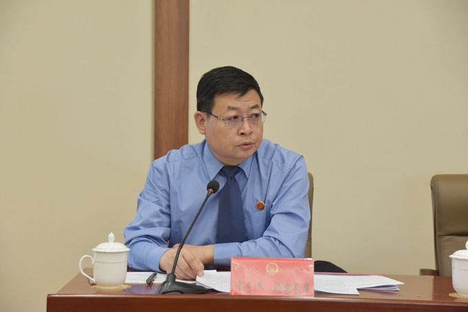 区人大召开十六届人大常委会第三十七次会议