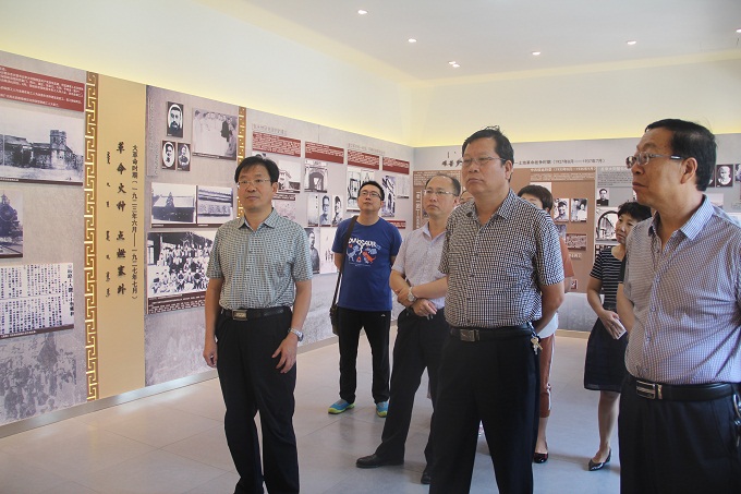 ���˴�ί�ᵳ�鿪չӭ����һ����ɫ��������