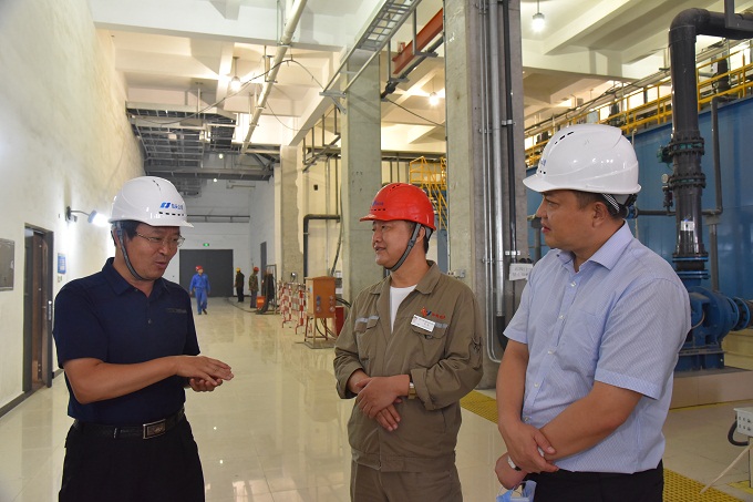 ���˴�ί�����������������������������μ����Ӳ�