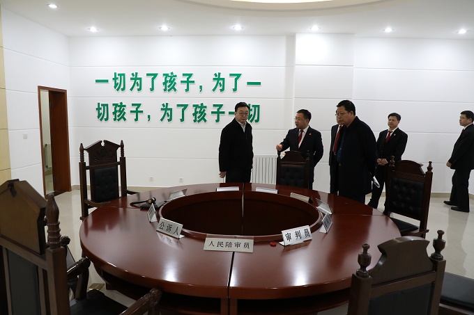 ���˴�ί����з�������Ժ����