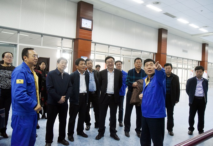 ���˴�ί����֯ȫ�������Ա�Ͳ����������弶�˴���������ص���Ŀ�Ӳ�͡����ᡱ����ѧϰ